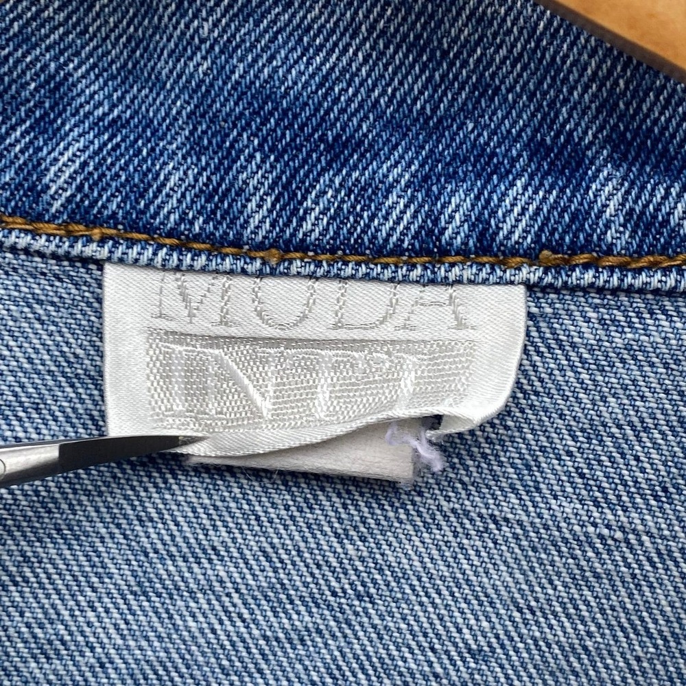 MODA INTL Denim Fitted Jean Jacket Button Front Wide Cuff Classic Women Sz S Y2K - Picture 3 of 5